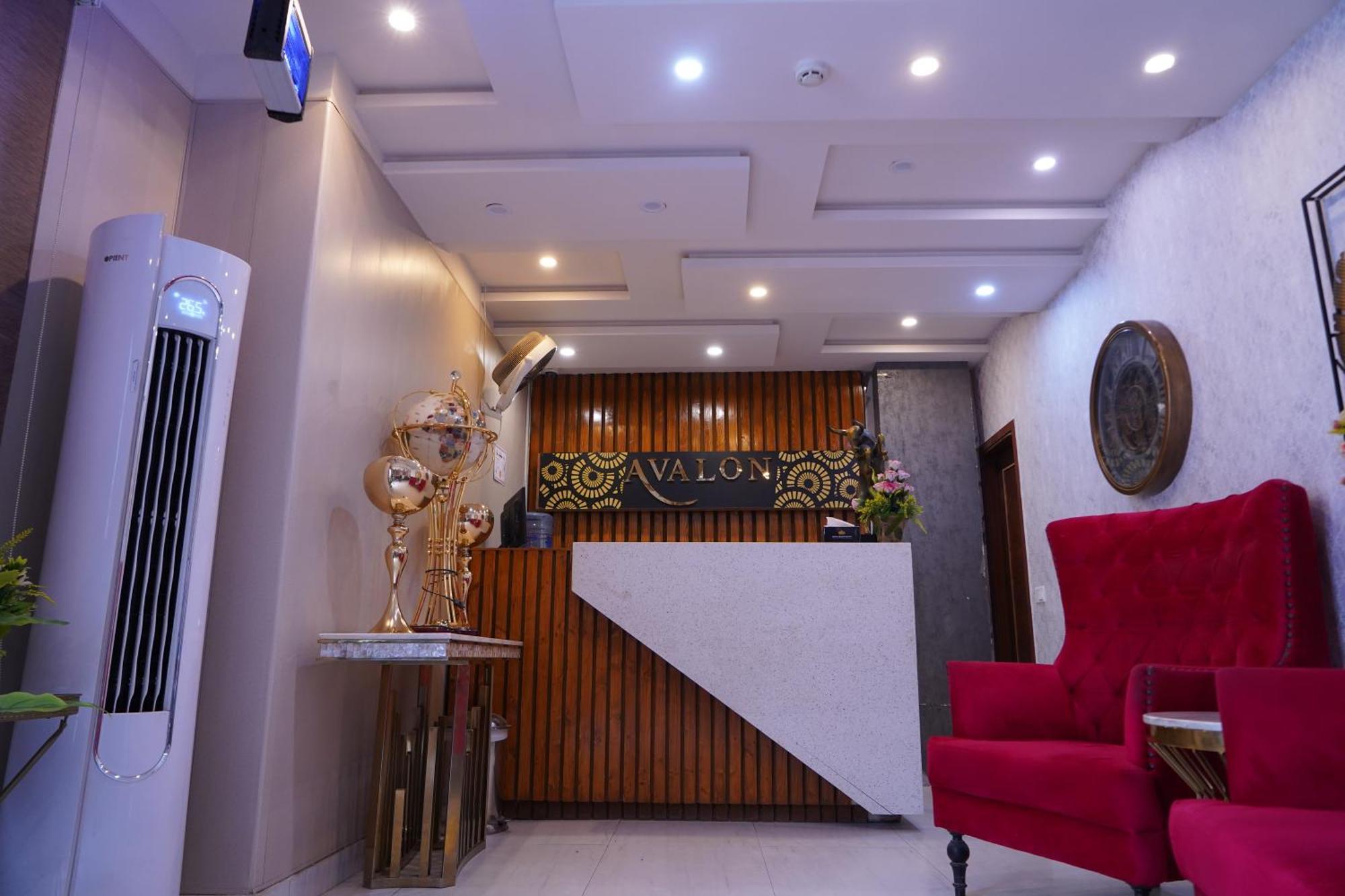 Hotel Avalon Suites Multan Dış mekan fotoğraf