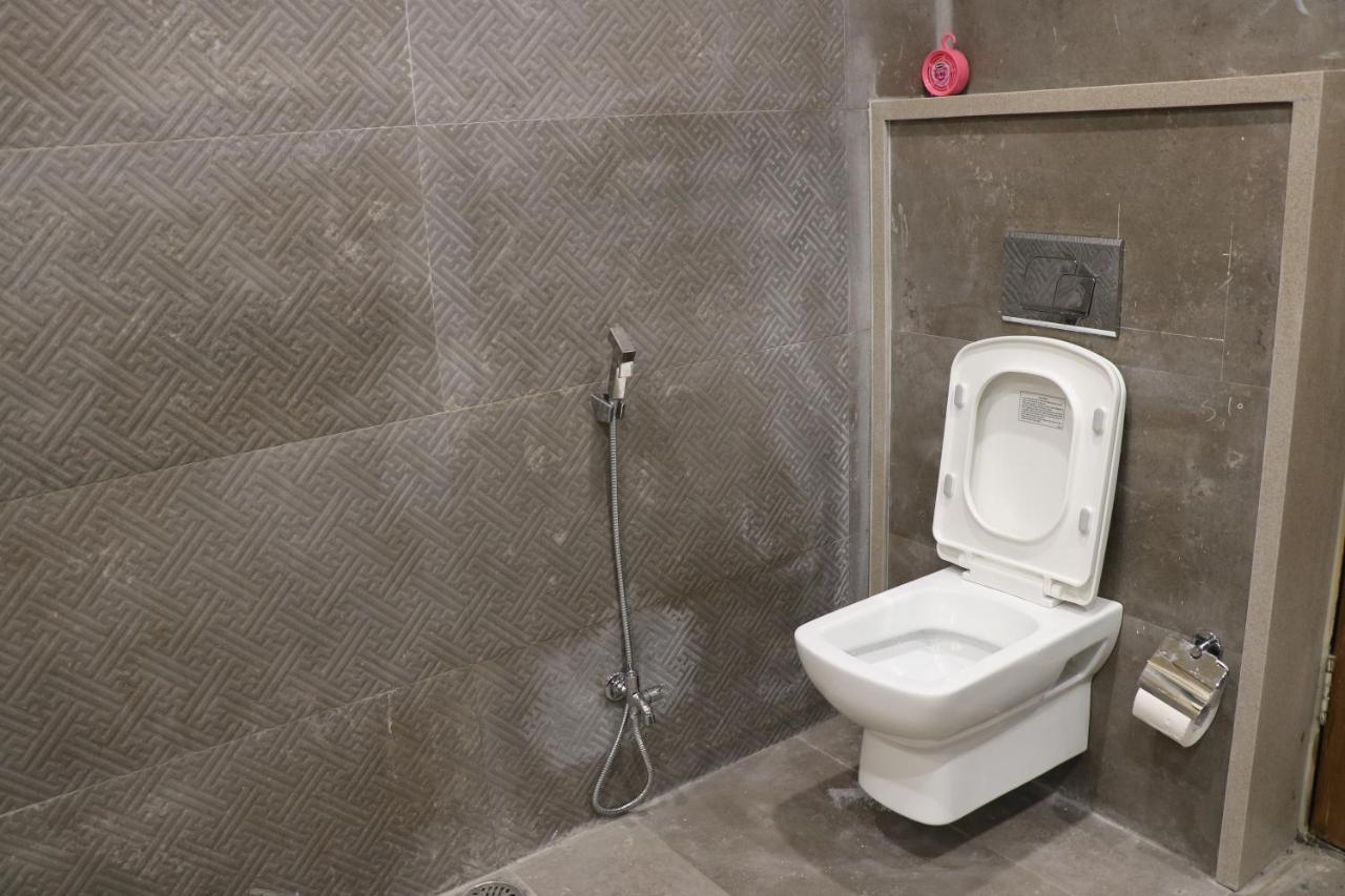 Hotel Avalon Suites Multan Dış mekan fotoğraf